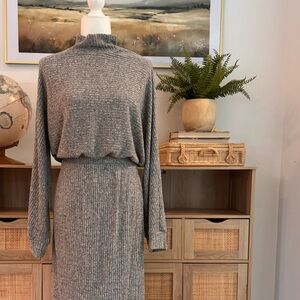 Stunning athropologie mockneck sweater dress